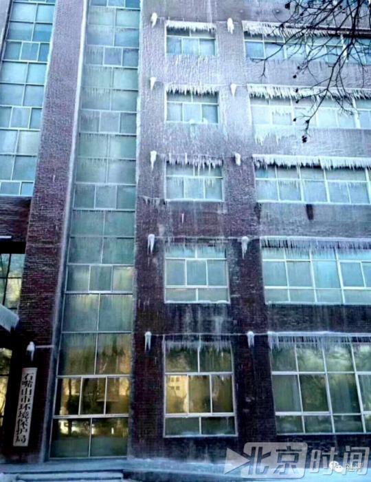 星空体育官网:德国队主帅勒夫对药厂中后卫塔赫大加赞赏(图1) 星空体育官网:德国队主帅勒夫对药厂中后卫塔赫大加赞赏(图1)